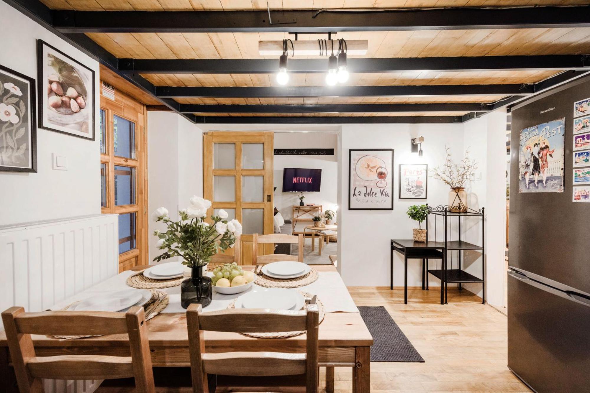Wellness Wonderland: Garden, Sauna, Jacuzzi In Cbd Budapešť Exteriér fotografie