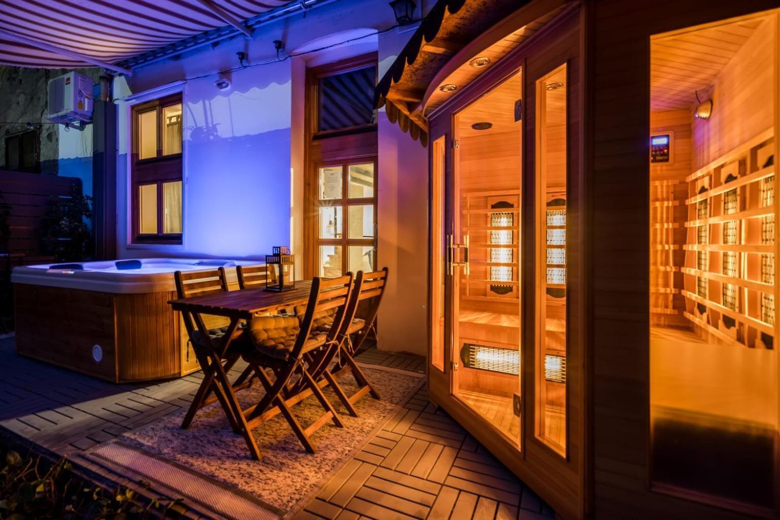 Wellness Wonderland: Garden, Sauna, Jacuzzi In Cbd Budapešť Exteriér fotografie