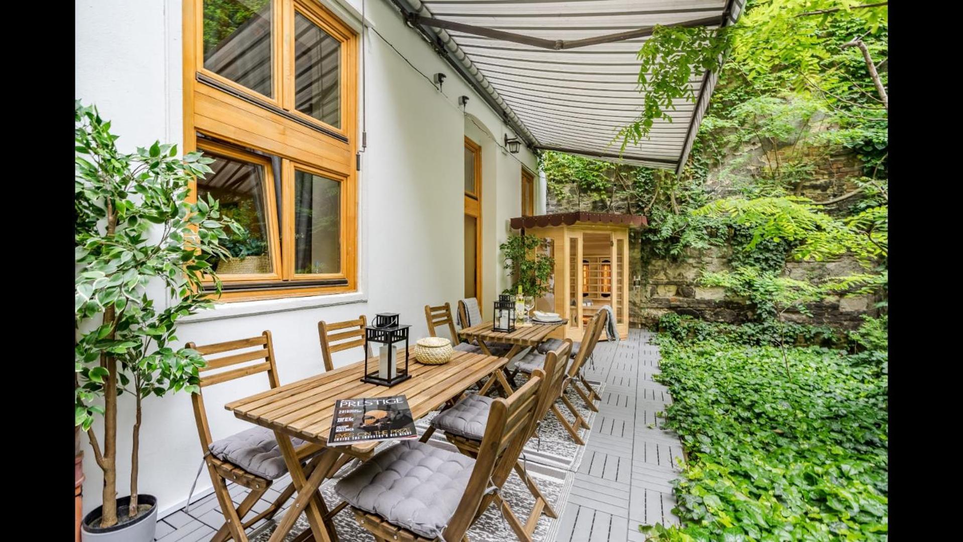 Wellness Wonderland: Garden, Sauna, Jacuzzi In Cbd Budapešť Exteriér fotografie